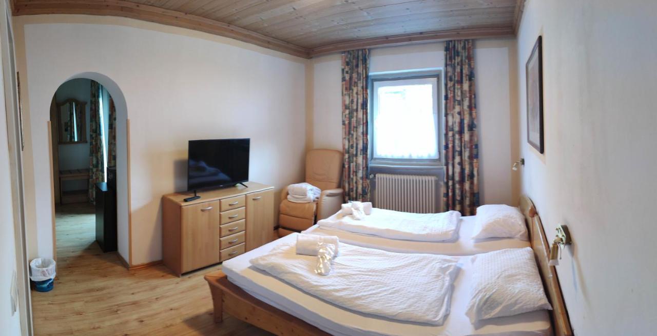 Hotel Sextnerhof เซสโตฟิโอเรนติโน ภายนอก รูปภาพ